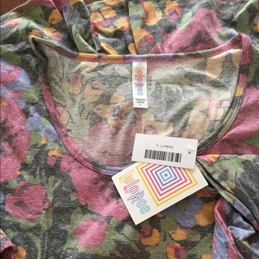 LuLaRoe XL Perfect T - BNWT